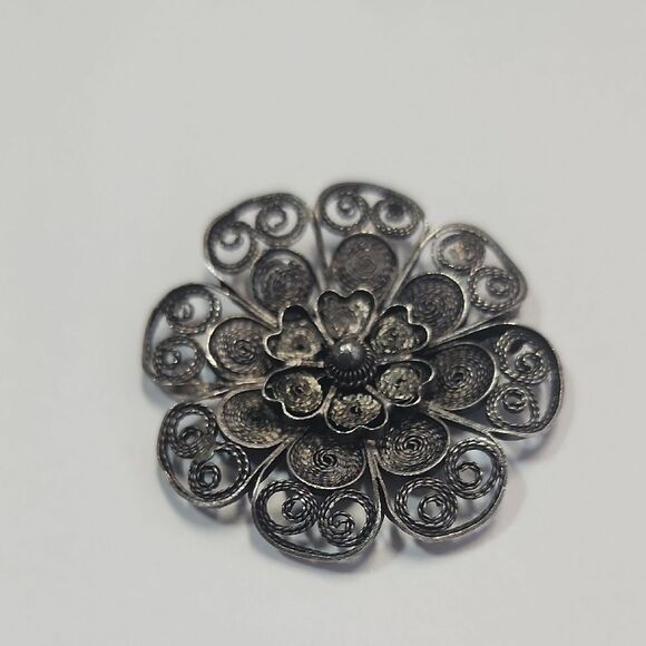 Antique Art Nouveau Intricate Silver Floral Brooch Tested As Silver - Picture 1 of 4